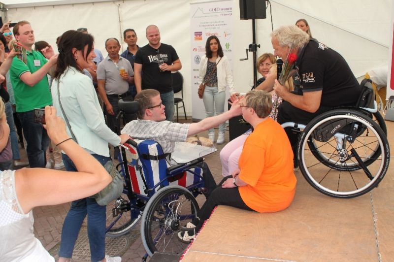 2014 05 31 Sleuteloverdracht FEEST 101